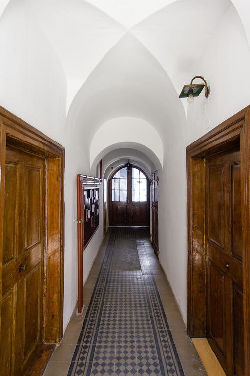 Hostel Tufna Osijek Buitenkant foto